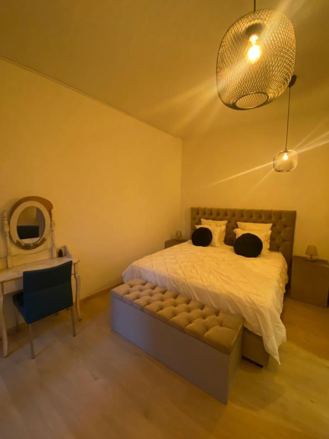 B&B Art And Sleep Antuérpia Exterior foto